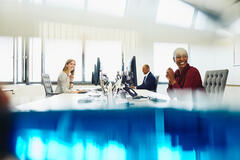 0142_-_how_to_use_our_salary_guide_to_do_your_compensation_planning_bodyimage_1405x937