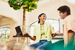 gift giving in the workplace: how to do it thoughtfully